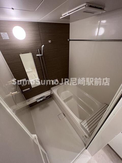 物件内観写真26　(コンパクトで使いやすいお風呂です)