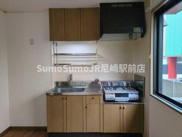 キッチン(キッチンでお料理をお楽しみください)