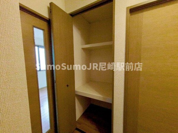 収納(こまごまとしたものを収納できそうですね)