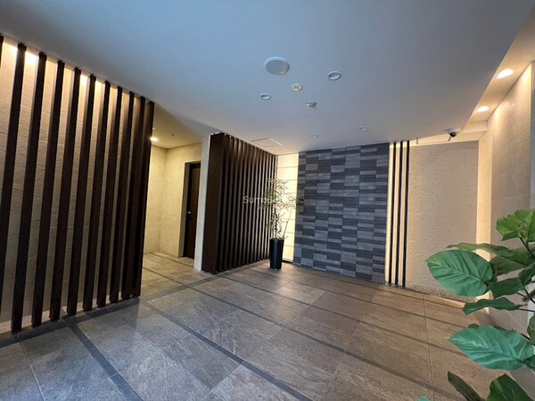 ロビー・ラウンジ(毎日通るロビーはこのようになっています)