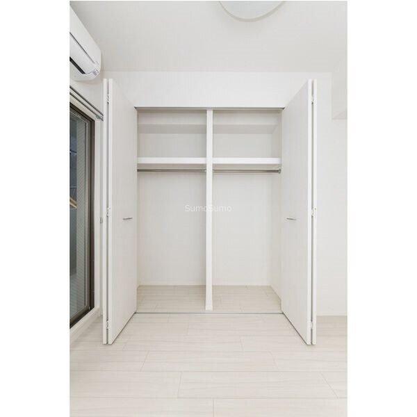 物件内観写真11　(専用の収納スペースです)