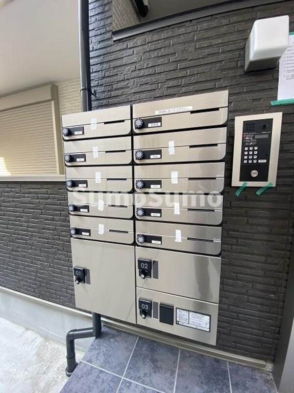 建物設備(便利な宅配ボックス完備♪)