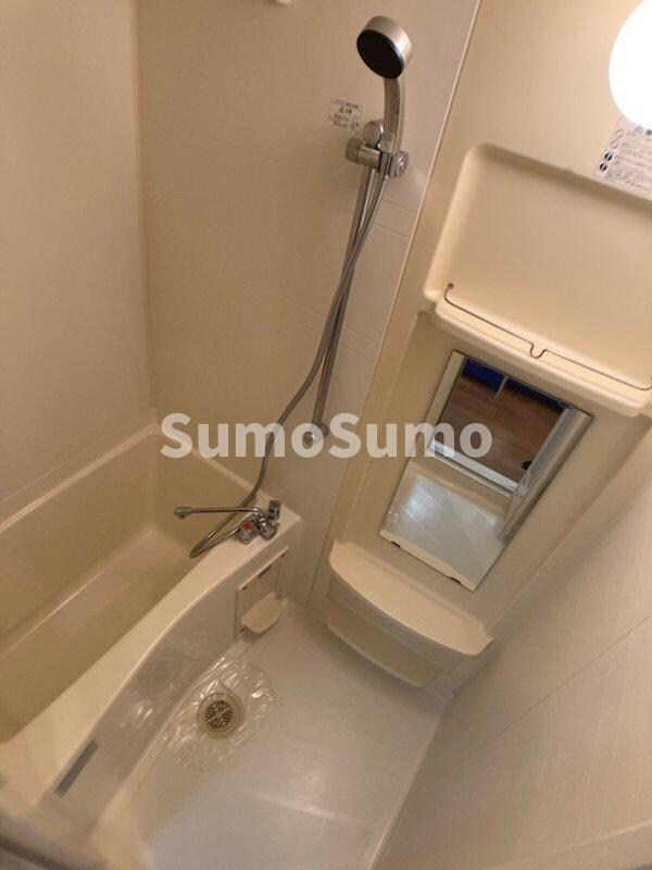 物件内観写真8　(お風呂です)