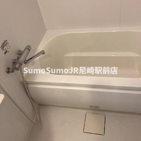 浴室(お風呂で日々の疲れを落としましょう)