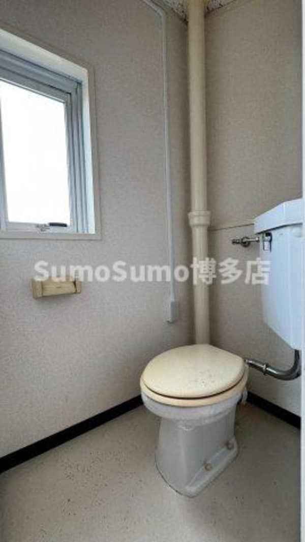 トイレ(シンプルで使いやすいトイレです)