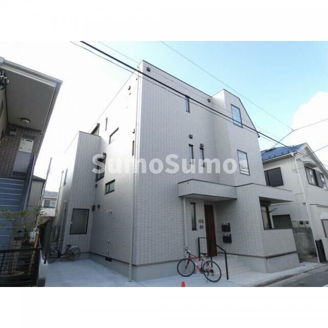 物件外観写真1　(おしゃれな外観です)