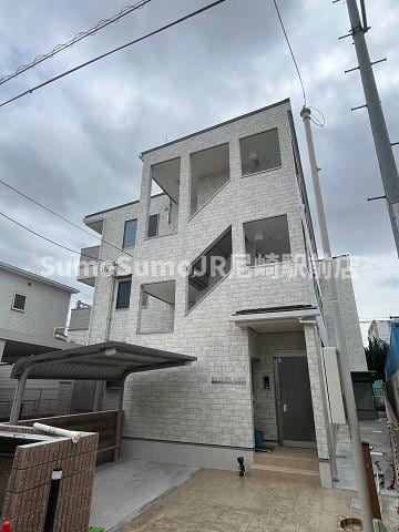 物件外観写真1　(おしゃれな外観です)