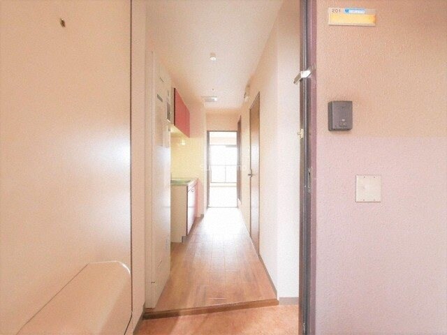 物件内観写真7　(玄関です)