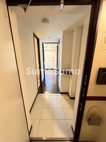 物件内観写真13　(シンプルで使いやすい玄関です)