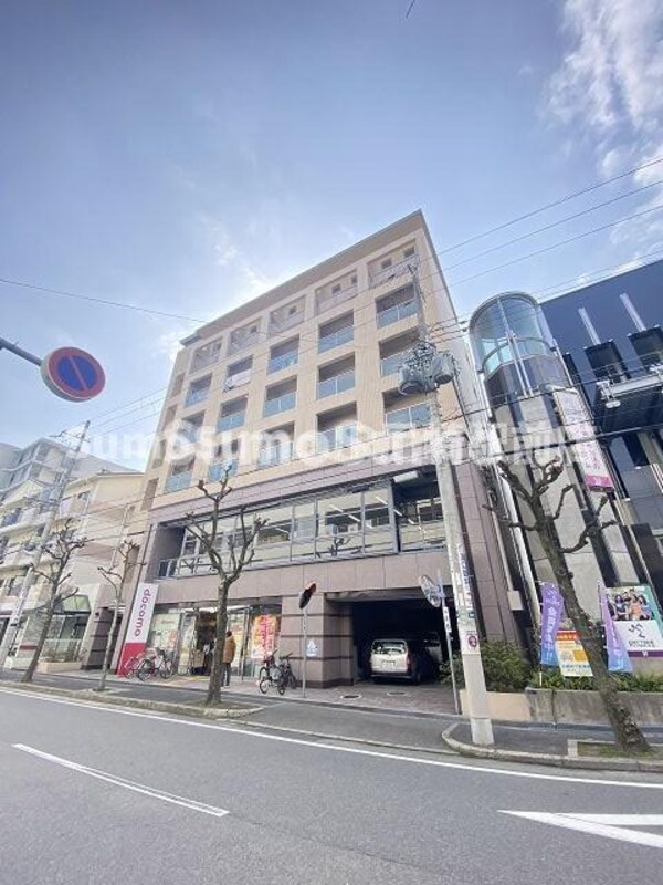 外観(外観は落ち着いています)