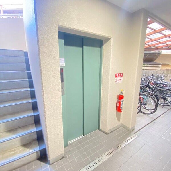 ロビー・ラウンジ
