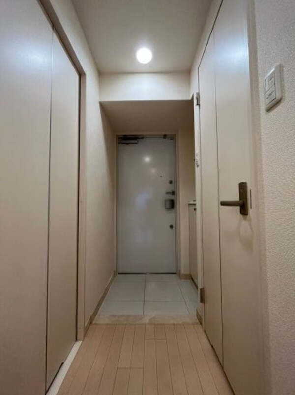 玄関(落ち着いた玄関です)