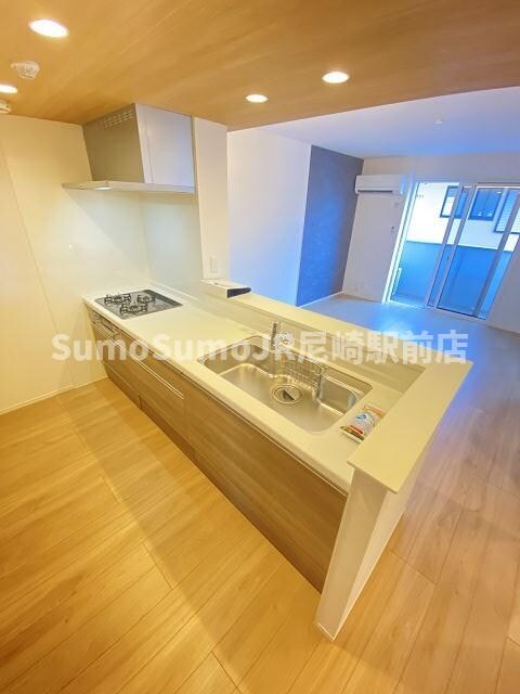 物件内観写真4　(キッチンでお料理をお楽しみください)