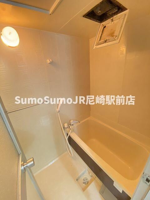 物件内観写真6　(きれいなお風呂です)