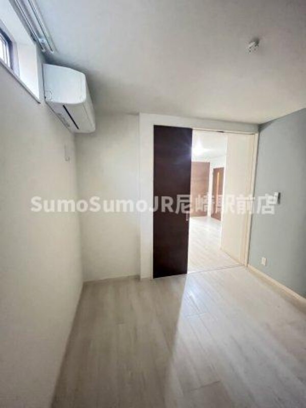 居室(ゆったりとしたリビングです)