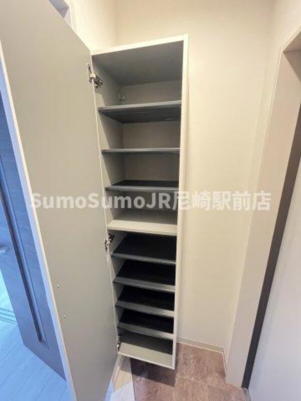 収納(収納のためのスペースです)