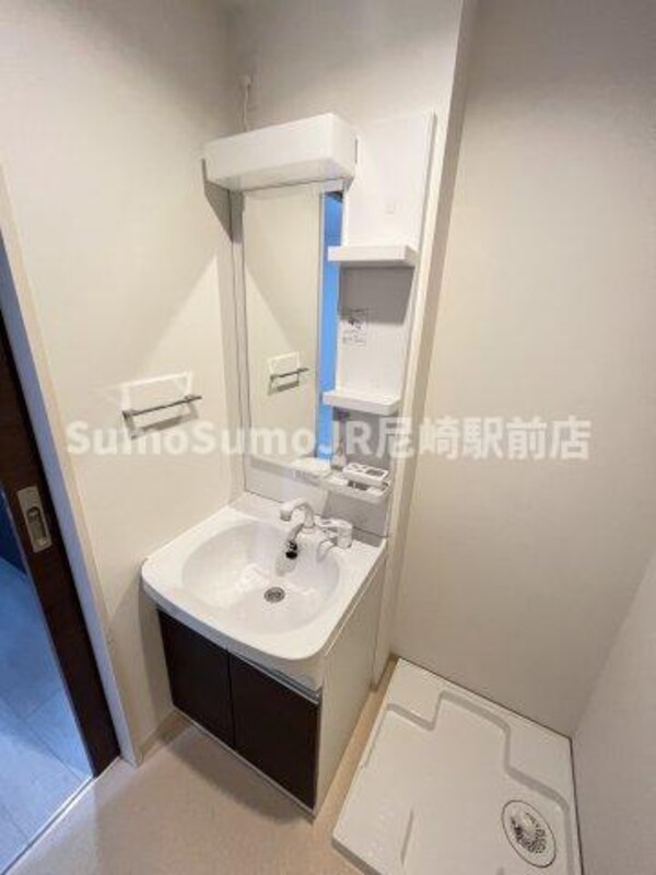 独立洗面台(使いやすい独立洗面台です)