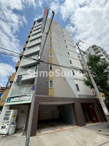 物件外観写真1　(外観は落ち着いています)