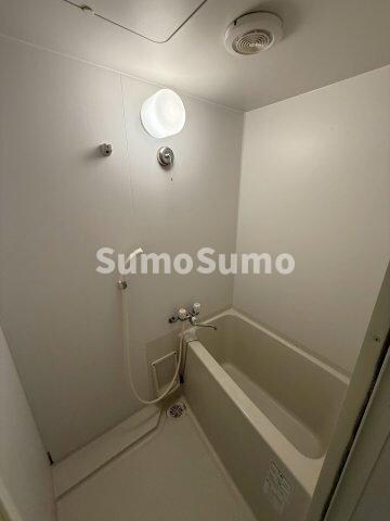 物件内観写真8　(お風呂です)