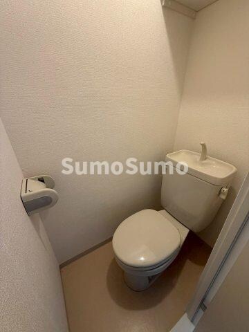 物件内観写真11　(清潔感のあるトイレです)