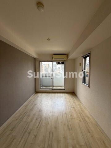 物件内観写真16　(使いやすい居間です)