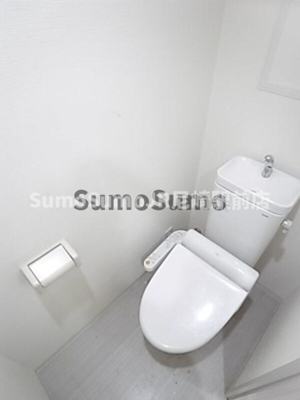 トイレ(シンプルで使いやすいトイレです)