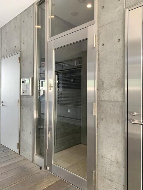 物件外観写真2　( )