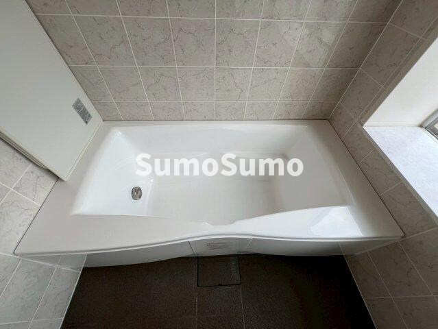 物件内観写真14　(日々の疲れを癒すお風呂付です)