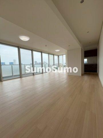 物件内観写真26　(居間です)