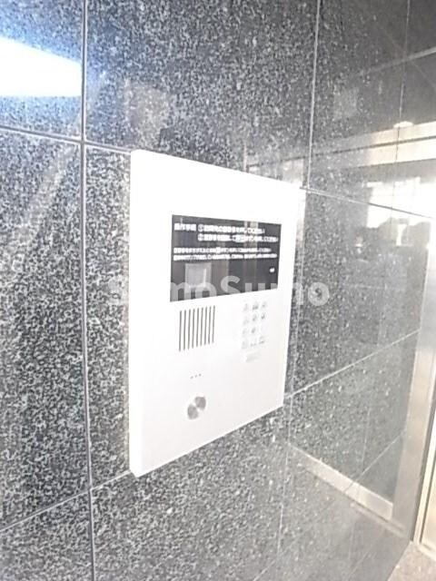 物件外観写真2　(落ち着いた雰囲気の外観です)