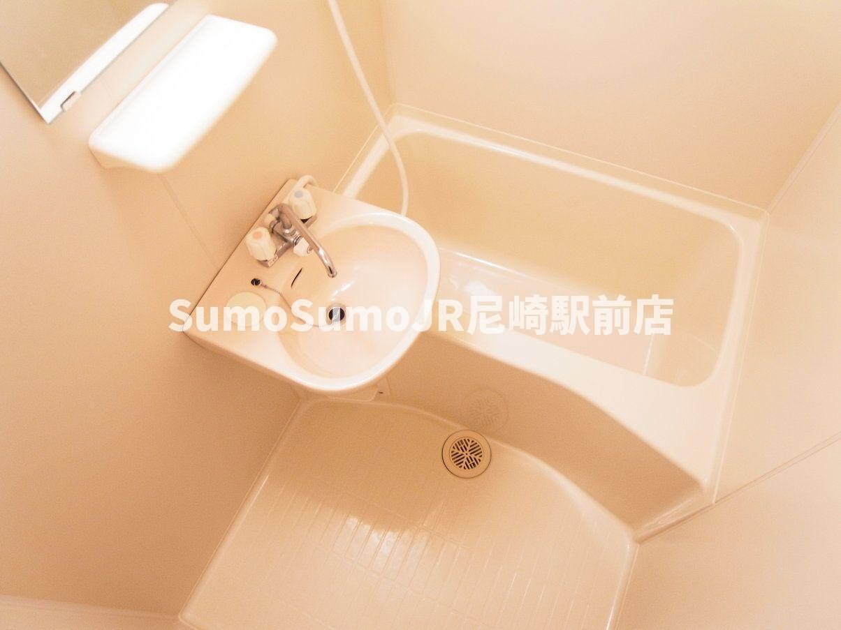 物件内観写真6　(使いやすい洗面所です)