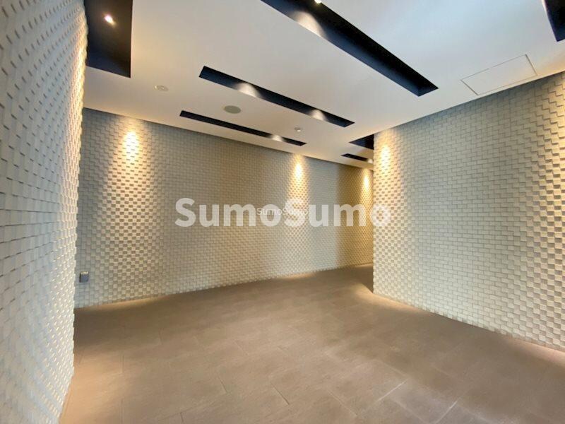 物件外観写真4　(毎日通るロビーはこのようになっています)