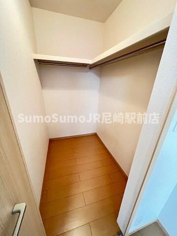 物件内観写真11　(収納スペース豊富です)