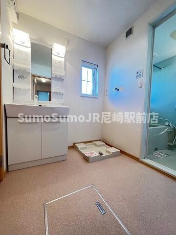 物件内観写真18　(使いやすい洗面所です)