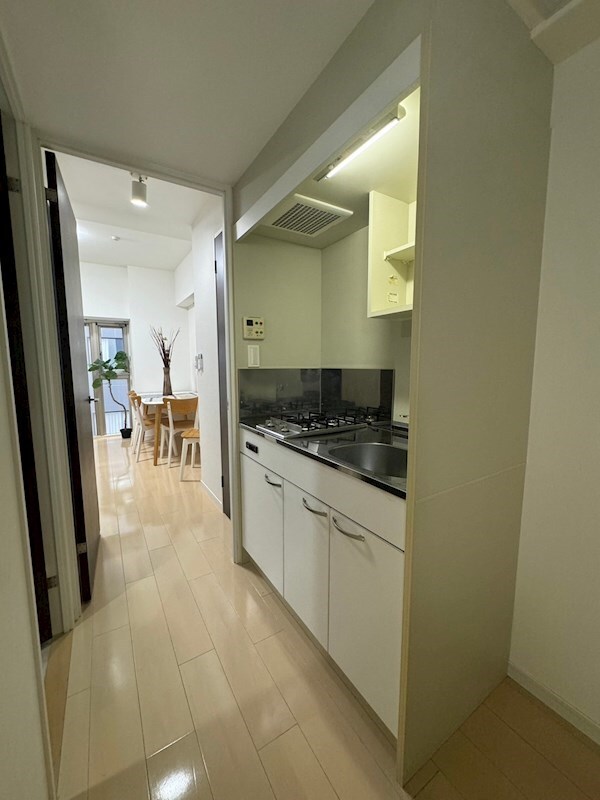 物件内観写真6　(キッチンでお料理をお楽しみください)