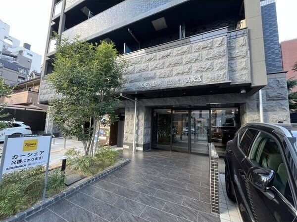 エントランス(建物の内部です)