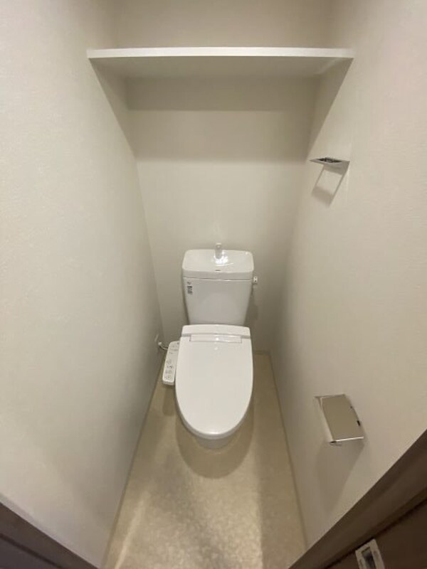 トイレ(シンプルで使いやすいトイレです)