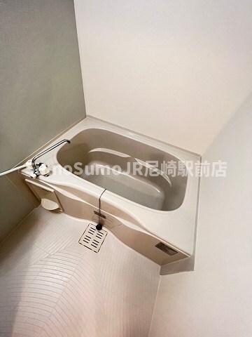 物件内観写真14　(きれいなお風呂です)