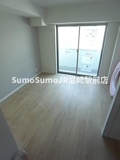 物件内観写真8　(寝室です)