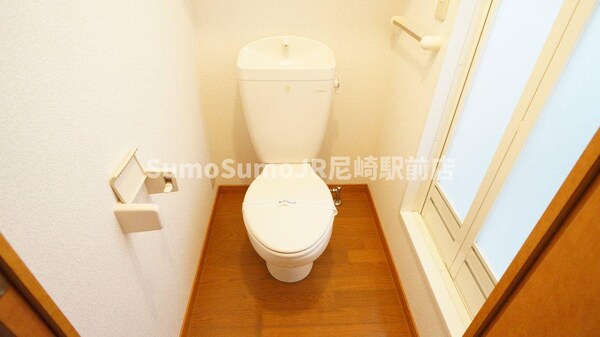 トイレ(ゆったりとした空間のトイレです)
