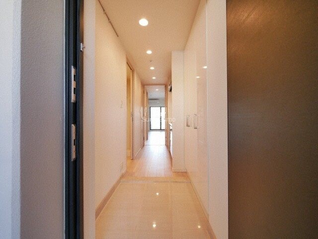 物件内観写真4　(玄関です)