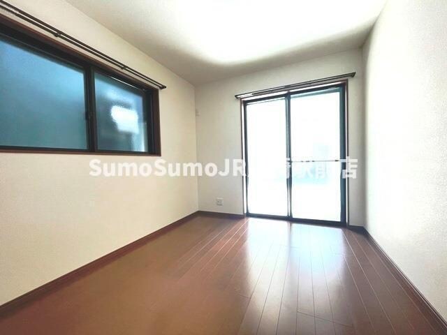 物件内観写真8　(使いやすい居間です)