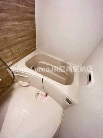 物件内観写真17　(コンパクトで使いやすいお風呂です)