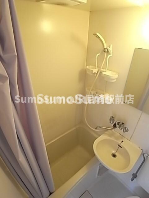 物件内観写真8　(落ち着いた空間のお風呂です)