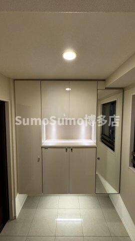 物件内観写真8　(玄関です)