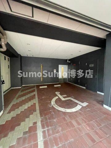 物件外観写真3　(カースペースがあります)