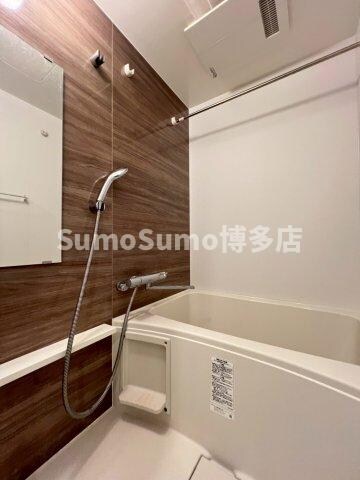 物件内観写真8　(落ち着いた空間のお風呂です)