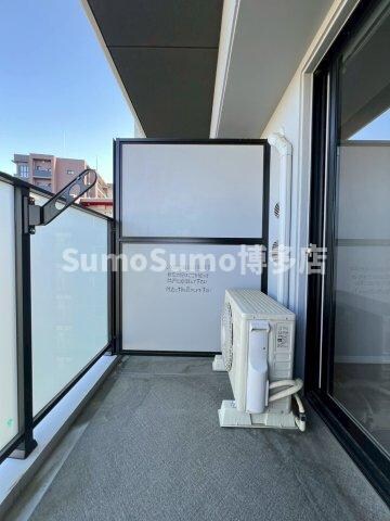 物件内観写真12　(バルコニーがあります)