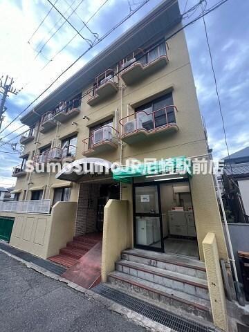 物件外観写真1　(外観もきれいです)