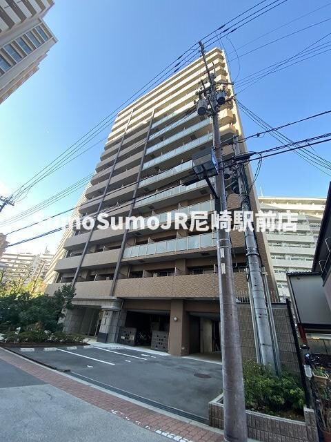 物件外観写真1　(おしゃれな外観です)